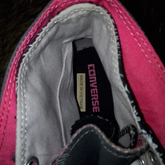 Lace Up Pink and Grey Converse- 8 - Picture 4 of 11